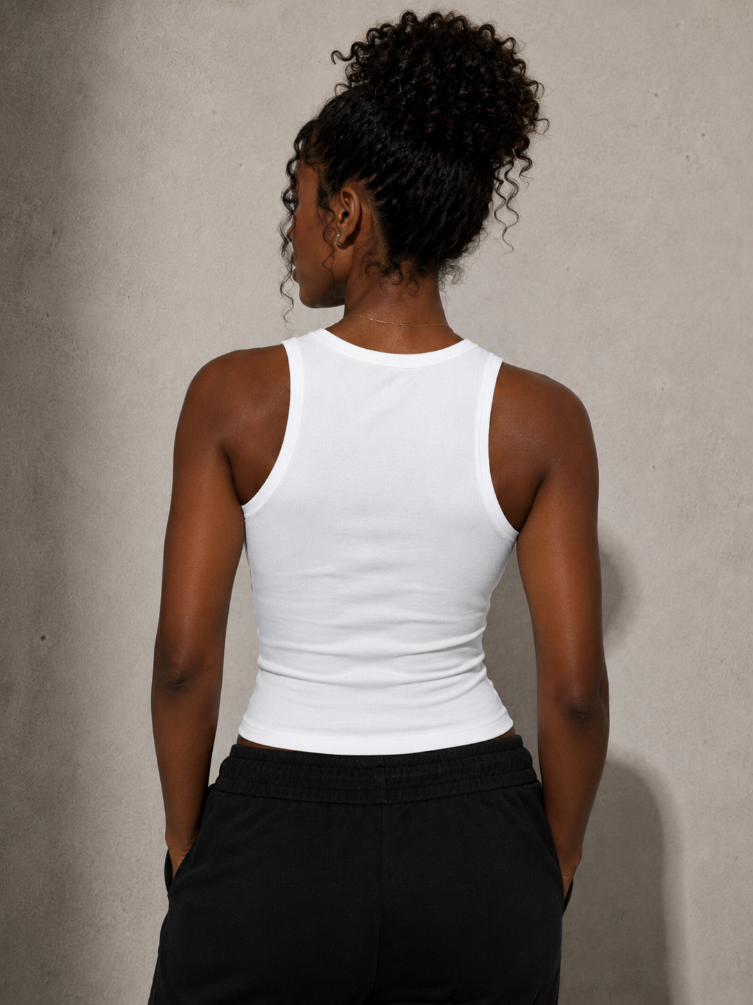 UNLEASH 001 TANK TOP (WHITE)